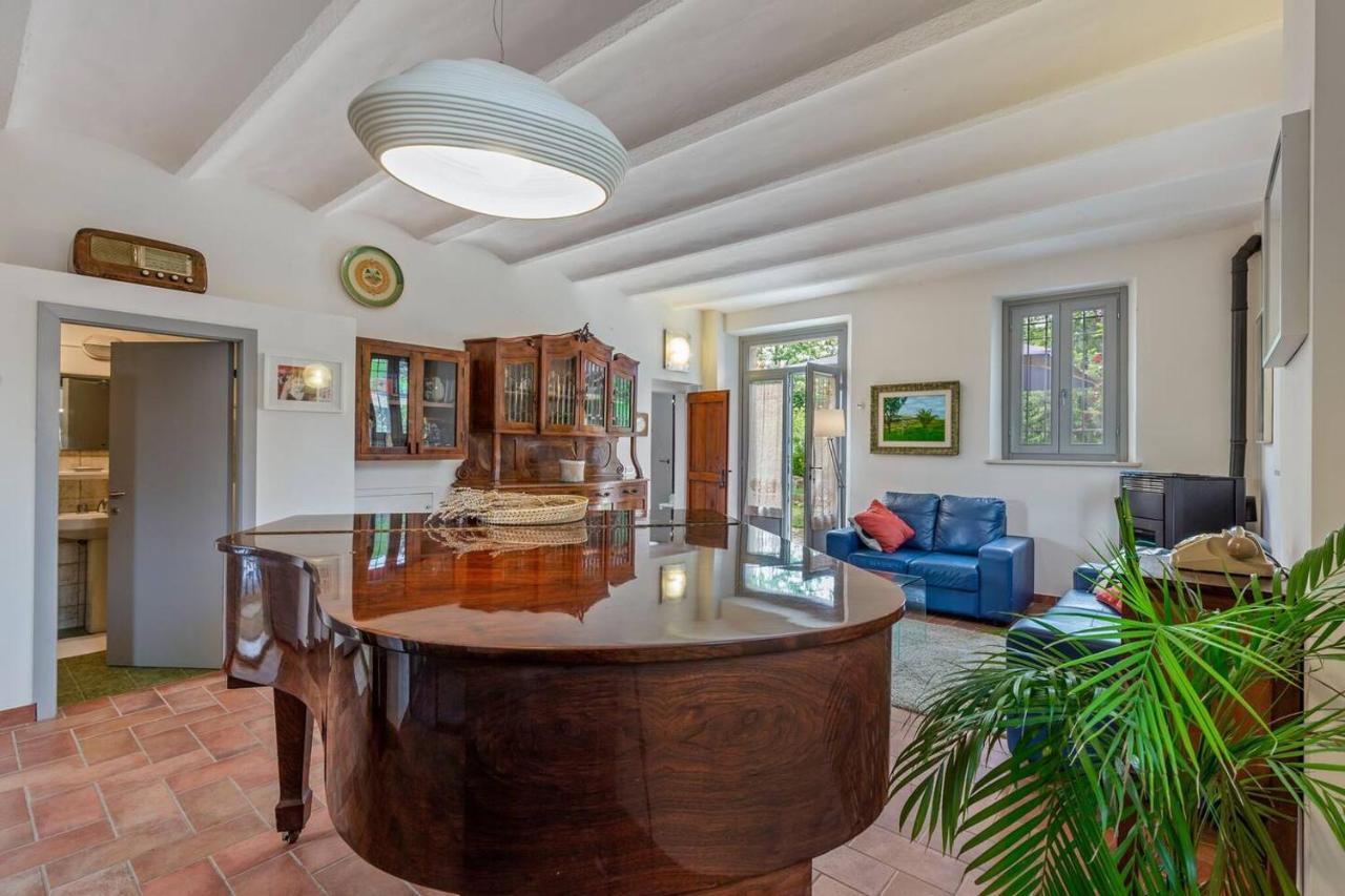 Grande Villa Storica Per Vacanze Con Giardino Privato E Piscina Ostra Eksteriør billede