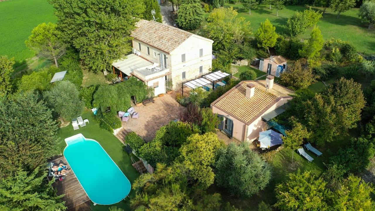 Grande Villa Storica Per Vacanze Con Giardino Privato E Piscina Ostra Eksteriør billede