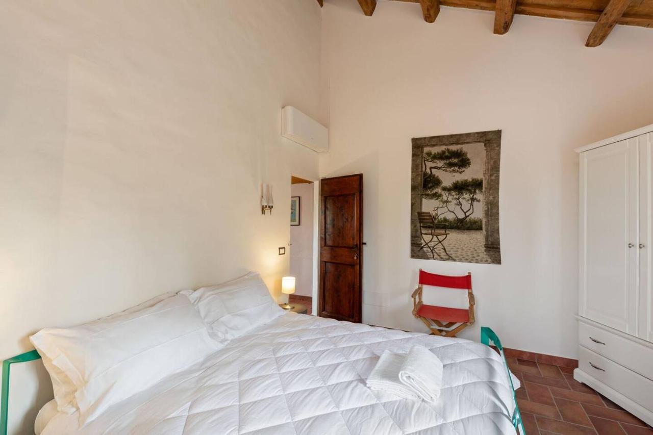 Grande Villa Storica Per Vacanze Con Giardino Privato E Piscina Ostra Eksteriør billede
