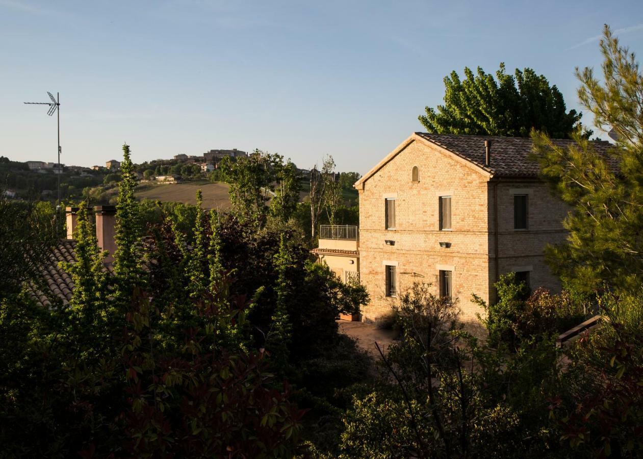Grande Villa Storica Per Vacanze Con Giardino Privato E Piscina Ostra Eksteriør billede