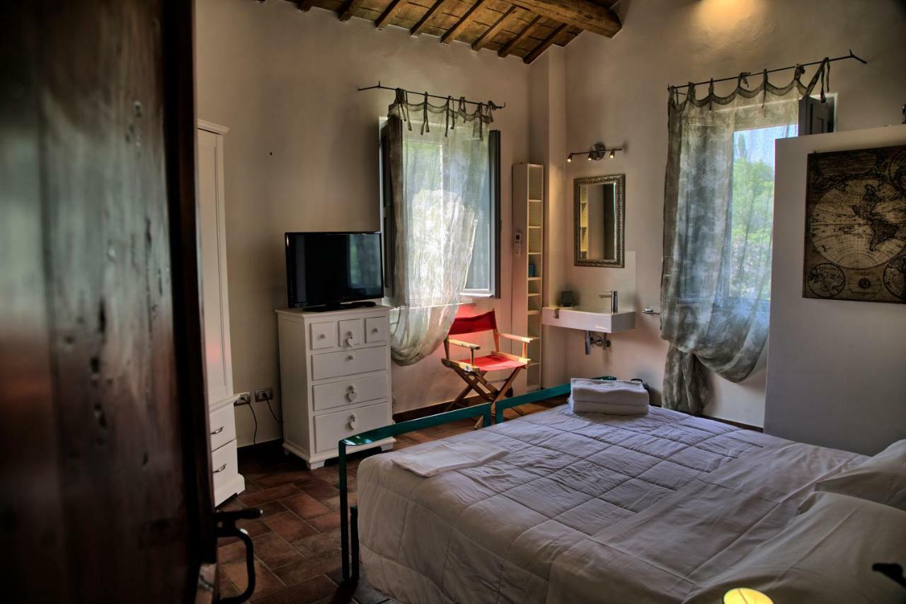 Grande Villa Storica Per Vacanze Con Giardino Privato E Piscina Ostra Eksteriør billede