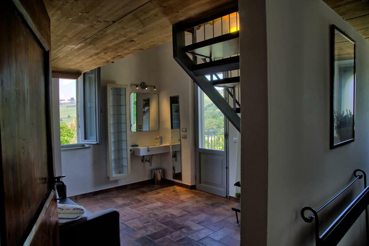 Grande Villa Storica Per Vacanze Con Giardino Privato E Piscina Ostra Eksteriør billede
